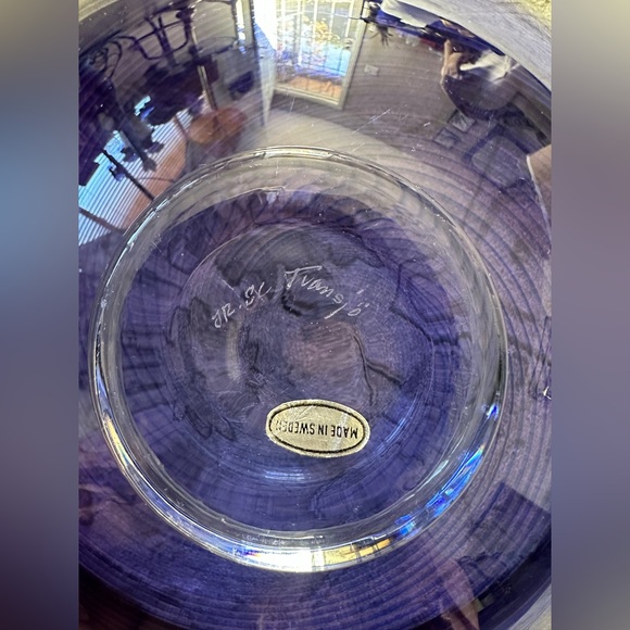 Purple Ombre Handblown Glass Bowl Signed JR. SC Transjo Made in Sweden - Picture 4 of 4